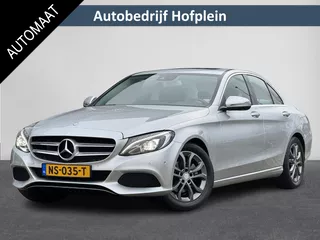 Mercedes-Benz C-klasse C180 Prestige Automaat | Nieuwe APK! | Navigatie | LED Verlichting | Dode Hoek Detectie | Panorama schuif/Kanteldak, Elektrisch | Stoelverwarming | PDC | Automatische Airco | 17"Lmv | Halfleer | Sportstoelen | INCLUSIEF EXTRA ORIGINELE SET LICHTMETALEN ZOMER VELGEN (vestiging Vianen)