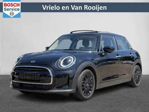 MINI 5-Deurs 1.5 Cooper MINI Yours | Pano | Leer | Stoelverw. | HUD | Navi | LED | Camera ( Vestiging - Nieuwegein )