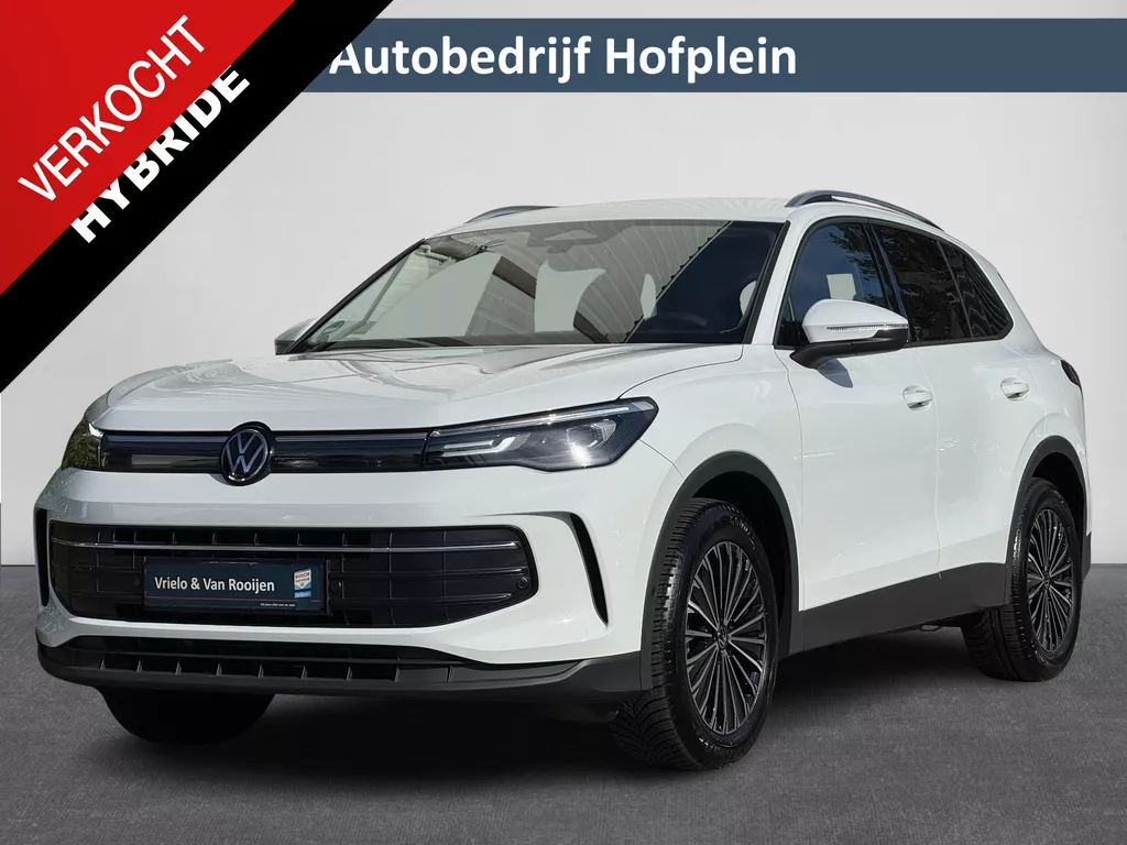 Volkswagen Tiguan 1.5 eTSI Life Edition Automaat | Virtual Cockpit | LED Verlichting | 18"Lmv | Stoel / Stuurverwarming | Climate Control | Navigatie | PDC | Apple Carplay/Android Auto | Camera |Dode Hoek Detectie | ( Vestiging - Vianen Tel: 0347-371248 )