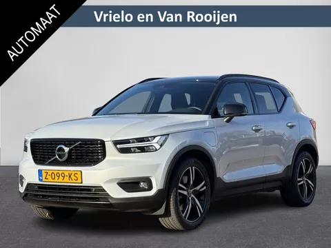 Volvo XC40 1.5 T4 Automaat Recharge R-Design Expression | Full Map Navigatie | Standkachel | Apple Carplay/Android Auto | DIgitaal Dashboard | LED Verlichting | 19"Lmv | 2 Zone Climate Control | Electrische Achterklep KeylessGo | High Performance Audio( Vestiging - Nieuwegein )